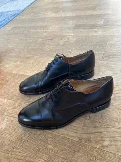 Schnürschuhe Berwick Brogues