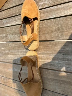 Schoenen van het merk Toni Pons .