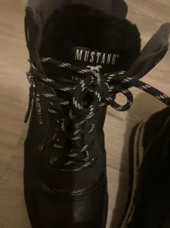 Schuhe