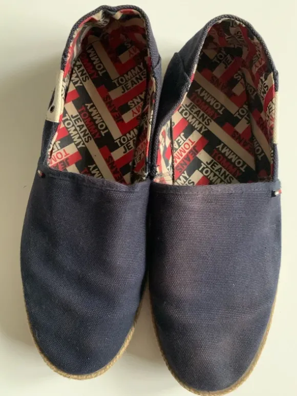 Schuhe Gr. 42