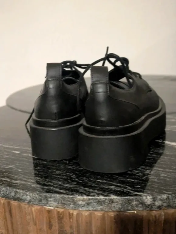 Schuhe In schwarz