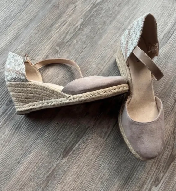 Schuhe Keilsandalette Gr.39 Graceland