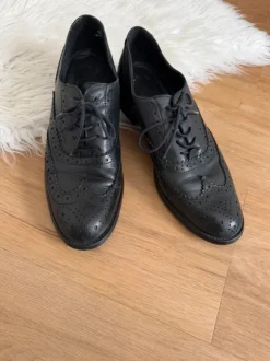Schuhe Leder 39 Schnürschuhe schwarz Vintage Budapester