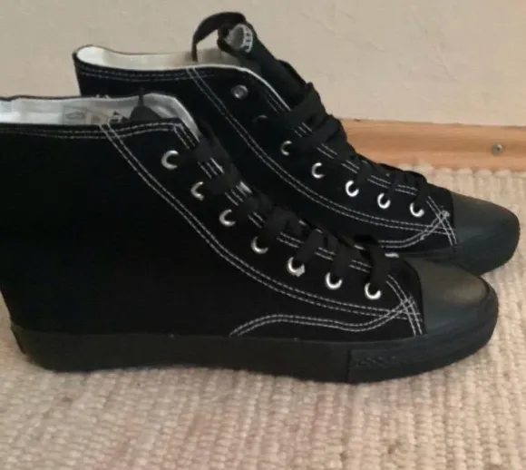 Schuhe, Sneakers