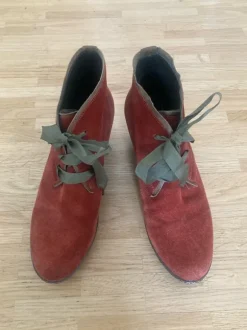 Schuhe von Donna Carolina