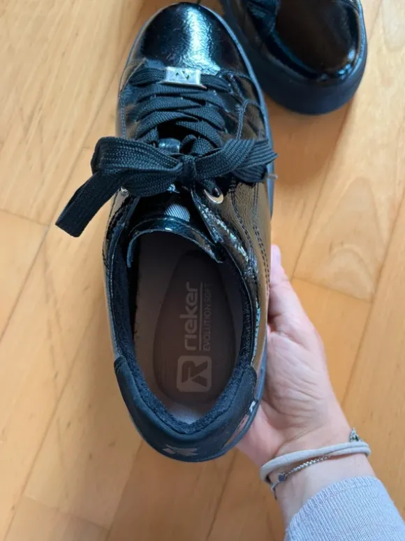 Schuhe von Rieker