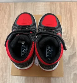 Schuhe zum verkaufen G:24