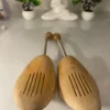 Schuhspanner aus Holz mit Feder