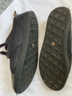 schwarz/ Camouflage Dr. Martens „Ealing“