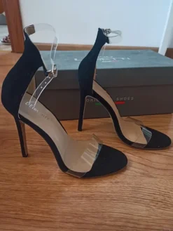 Schwarz transparente Sandalette , high Heels