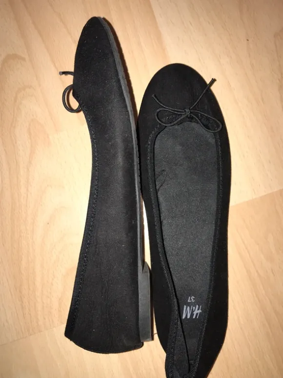 Schwarze Ballerinas