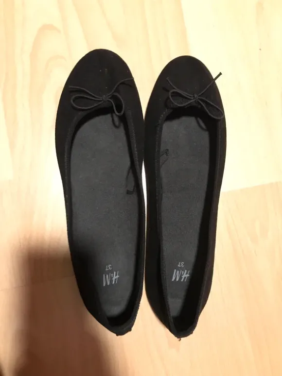 Schwarze Ballerinas