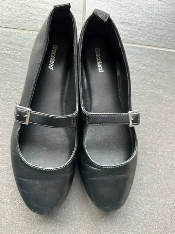 Schwarze Ballerinas Gr. 37