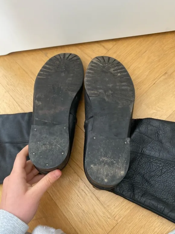 Schwarze Boots
