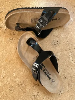 Schwarze Flip Flops WalkX Gr.38