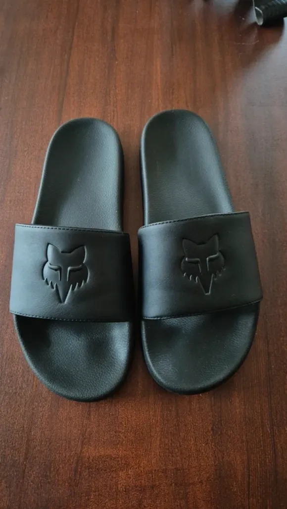 schwarze fox Latschen Schlappen