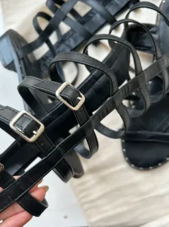 Schwarze Gladiator Sandalen kniehoch – Römersandalen
