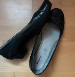 Schwarze Halbschuhe vintage