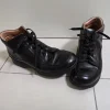 schwarze Leder-Stiefeletten Boots Schnürung und einer dicken Sohle