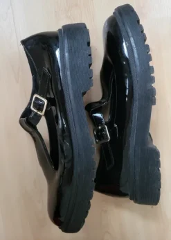 Schwarze Mary-Jane/Halbschuh