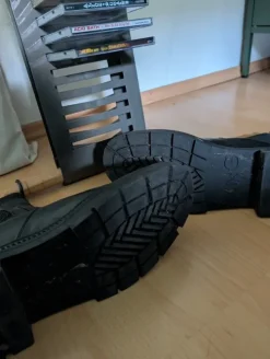 schwarze MNG Boots