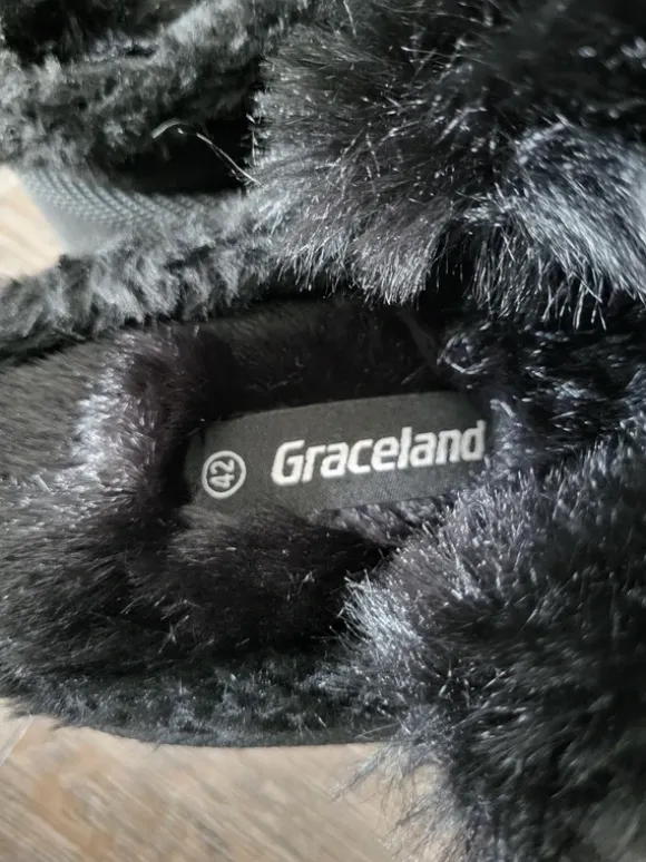 Schwarze Plateau Hausschuh Slipper Gr. 42 NEU