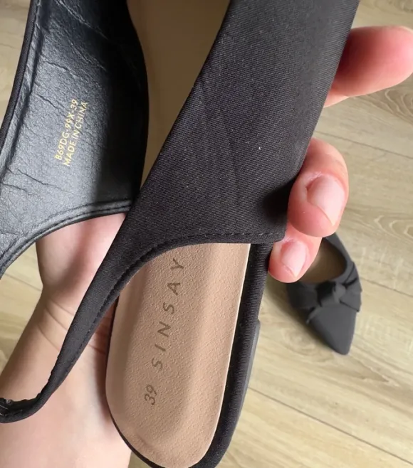 Schwarze Slingback-Ballerinas mit Schleife – Größe 39