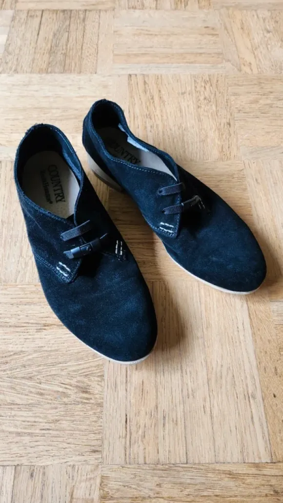Schwarze Wildleder Schuhe Größe 38