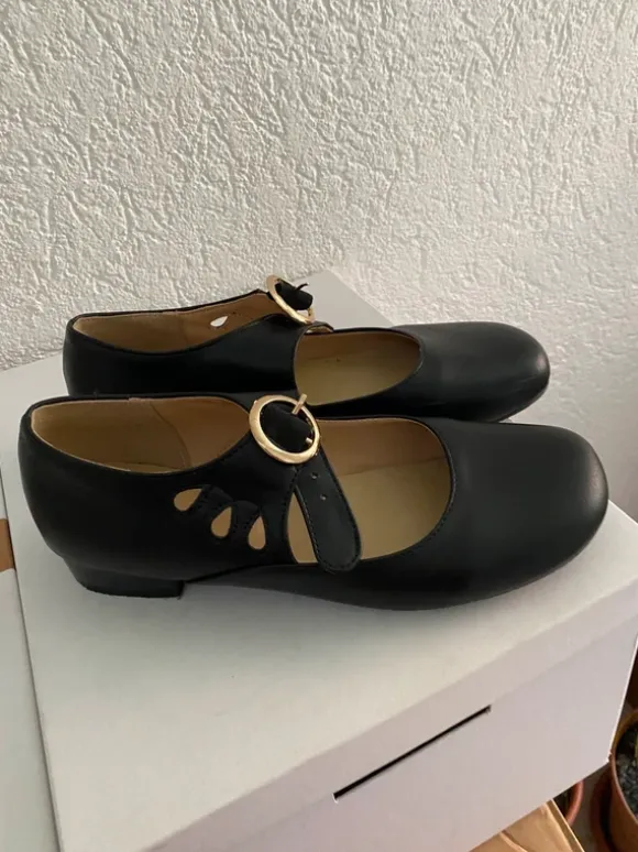 Süße Mary Janes