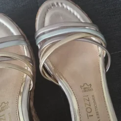 Süße Sommersandalen 38