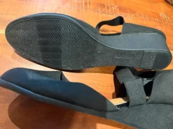 Sechyelles Damen Pumps Absatz Keilabsatz Riemchen Schwarz 40.5 NEU