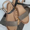 Sehr schöne und bequeme Sandalen