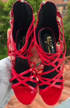 Sexy Riemchen-Sandaletten Rot Lack Sergio Todzi Gr. 37 (Nur 2x getragen)