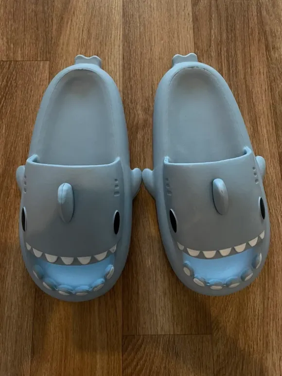 Sharkies Shark Schlappen Hausschuhe Badelatschen