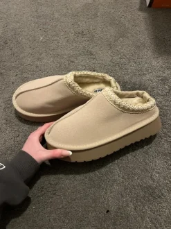 Shein Plateau Schlappen gefüttert