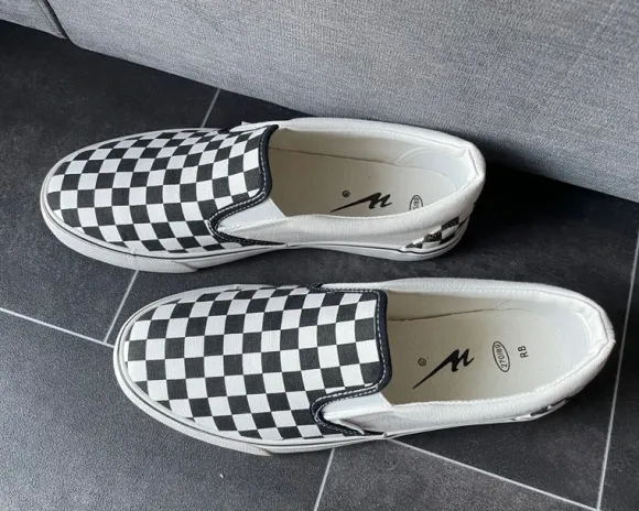 Shuang Xing Sneaker - NEU-