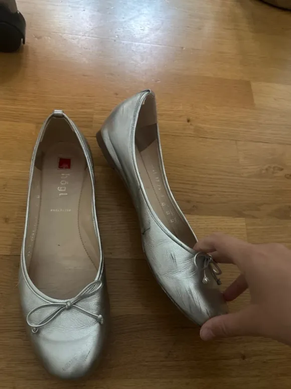 silberne ballerinas