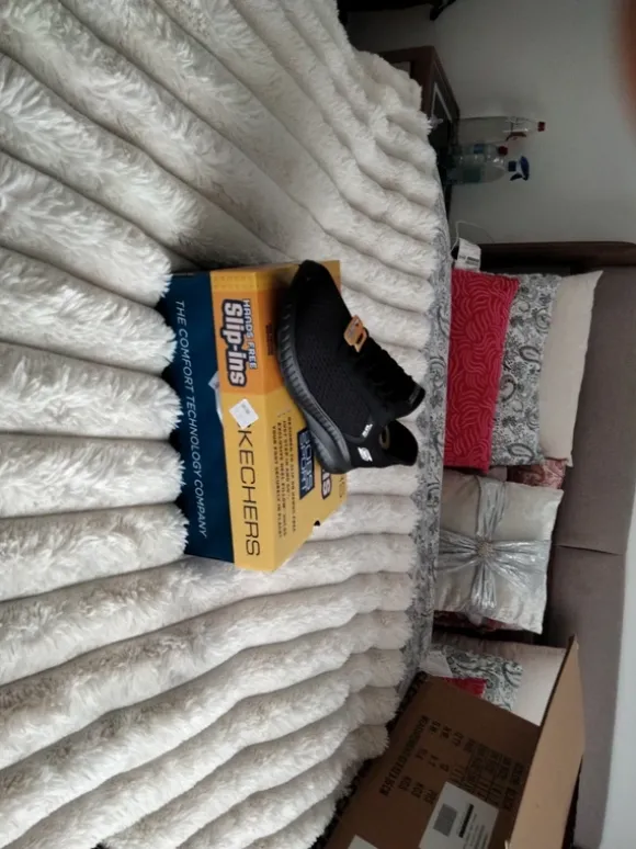 Skechers