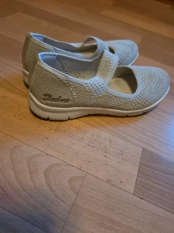 Skechers Damen Slipper