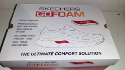 Skechers Go Foam Slipper / Clogs – Schwarz – Gr. 45 – Neu