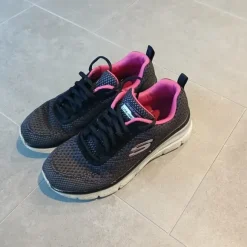 Skechers Lite-Weight noir rose taille 37