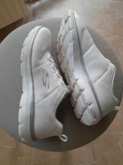 Skechers Schuhe