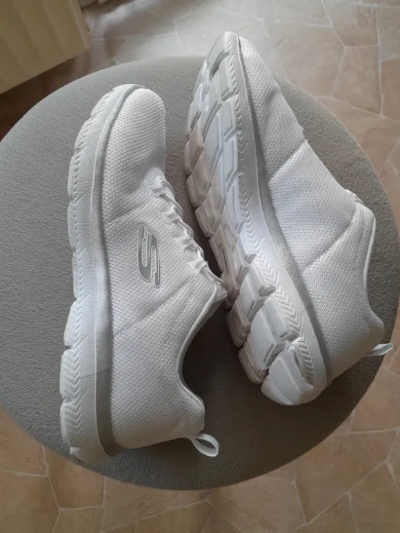 Skechers Schuhe