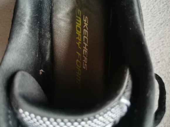 Skechers sneakers