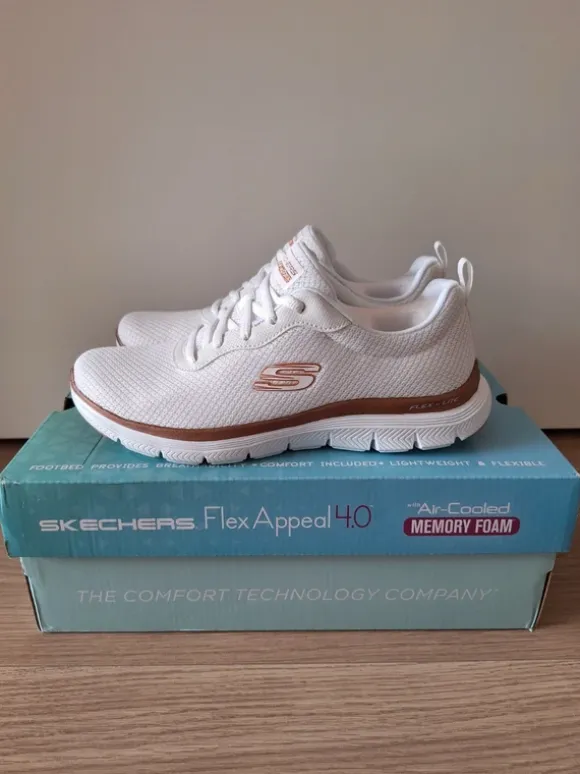 Skechers sneakers - nieuw, maat 37