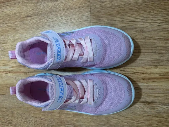 Skechers Sportschuhe Gr. 32