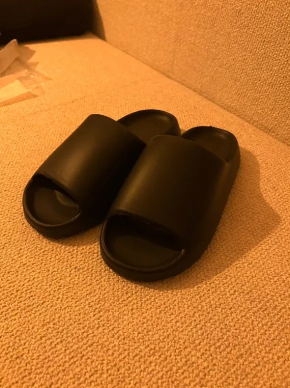 Slides Schwarz