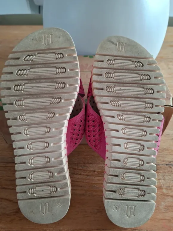 Slippers