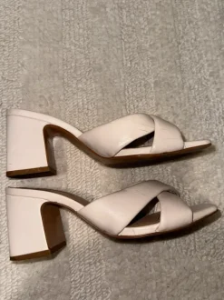 Slippers met blokhak