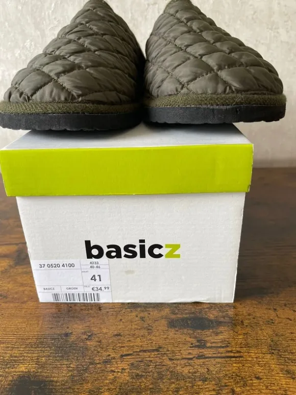 Sloffen | pantoffels | zapatillas | Basicz